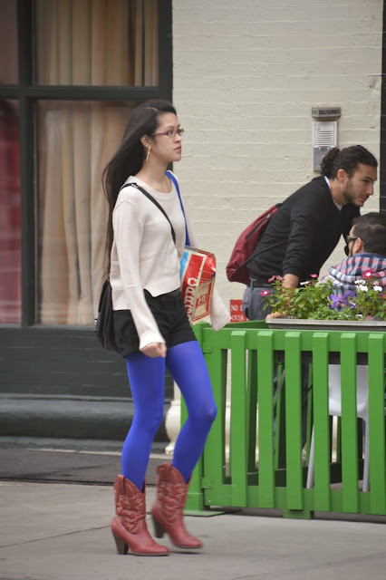 Blue Tights Are the Worst Decision Ever... | Unic Fashion