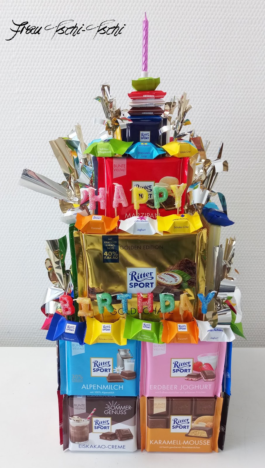 Frau TschiTschi XXL RitterSportTorte als Geschenk!