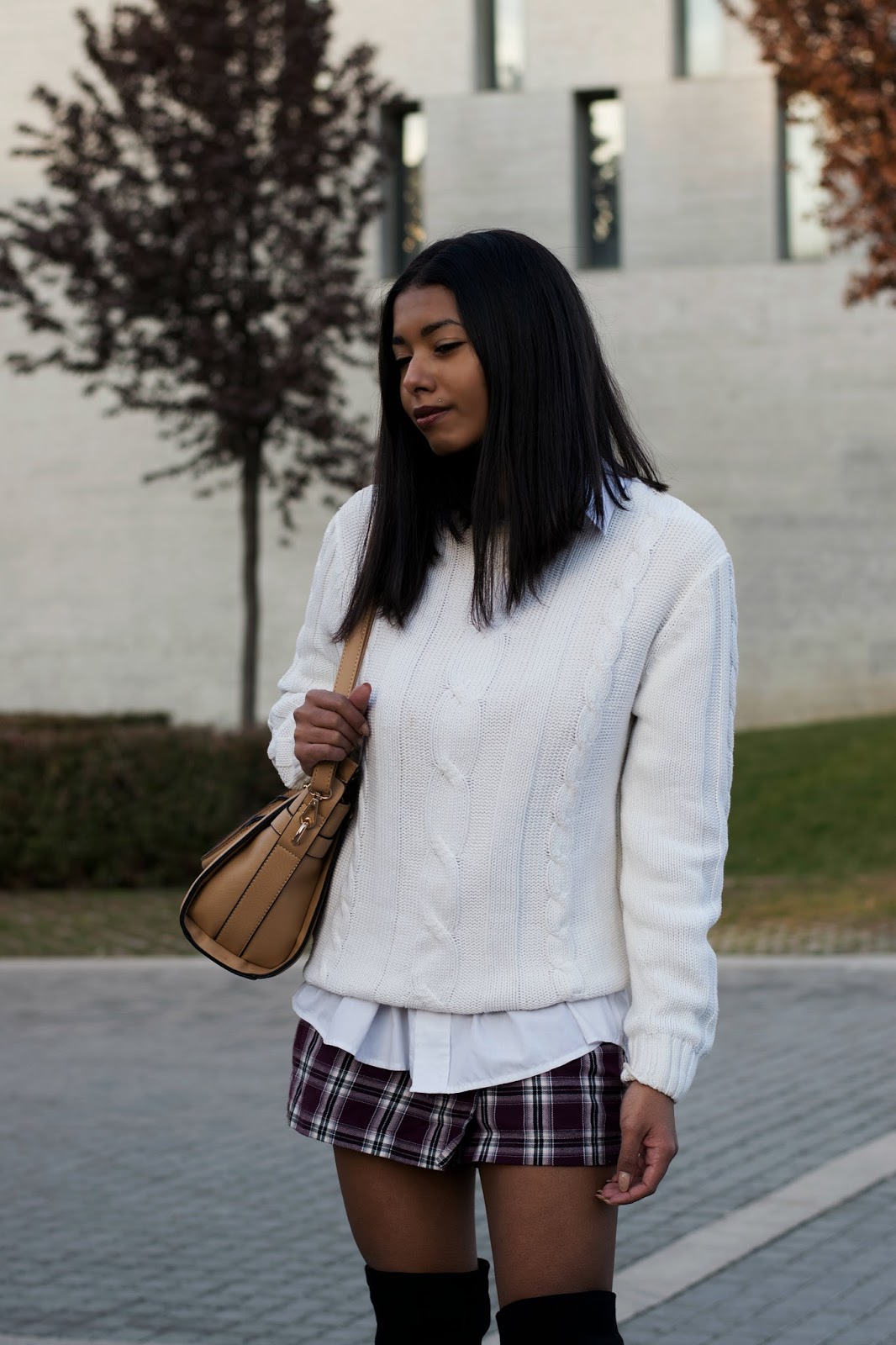 How to wear plaid skirts in winter- holiday outfit inspiration