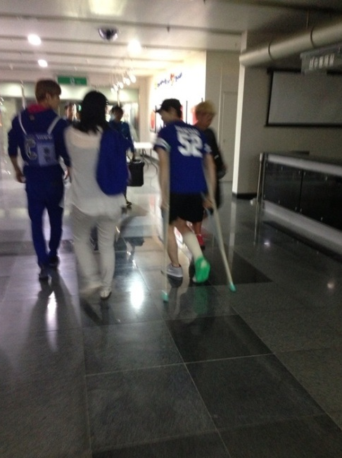 아육대에서 다친 아이돌들.jpg (폐지가 시급한) | 인스티즈