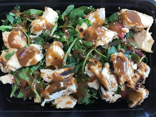 Strawberry Arugula Salad with Grilled Chicken