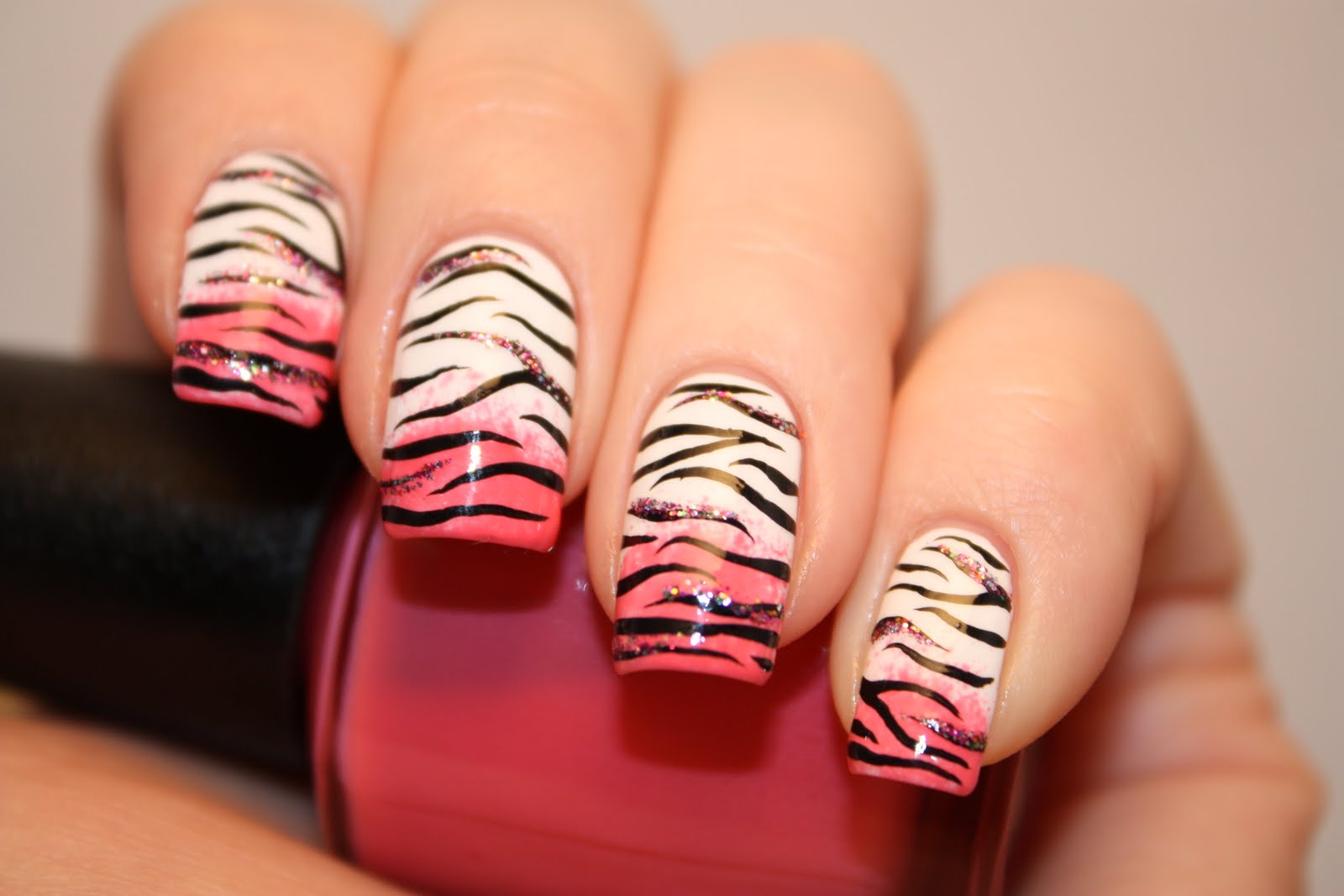 4. How to Create Zebra Print Nails: Tutorial - wide 2