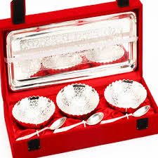 Diwali gifts for Employees Diwali gifts for Employees