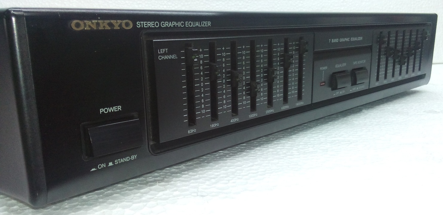 BARANG BARANG ELEKTRIK TERPAKAI DAN RARE Equalizer ONKYO Model EQ101