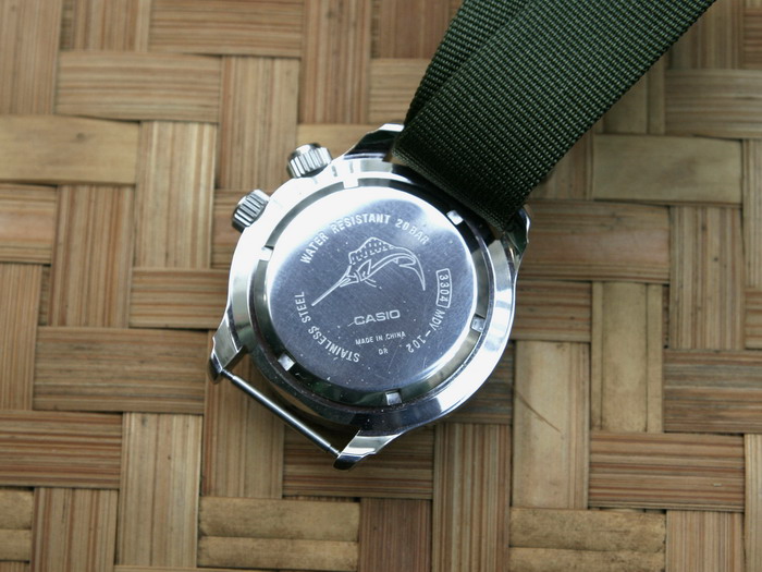 Dayan's Day: (SOLD) Casio Duro 200 MDV102