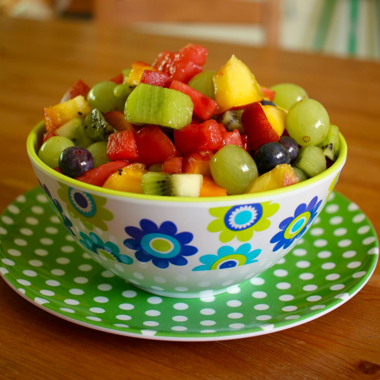 Green Gourmet Giraffe Fruit salad for New Year's Eve