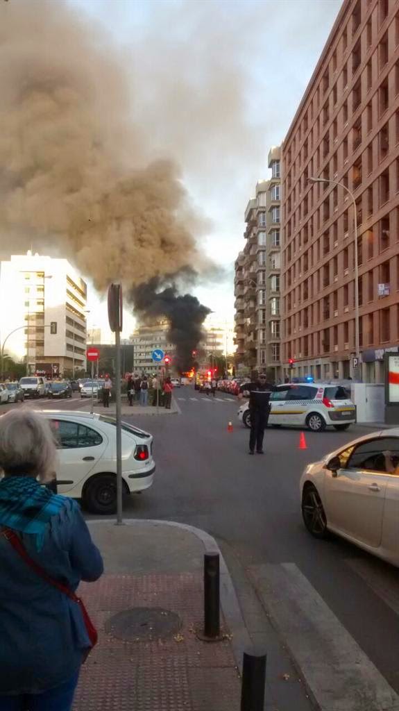 Gelán Noticias Se incendia un autobús