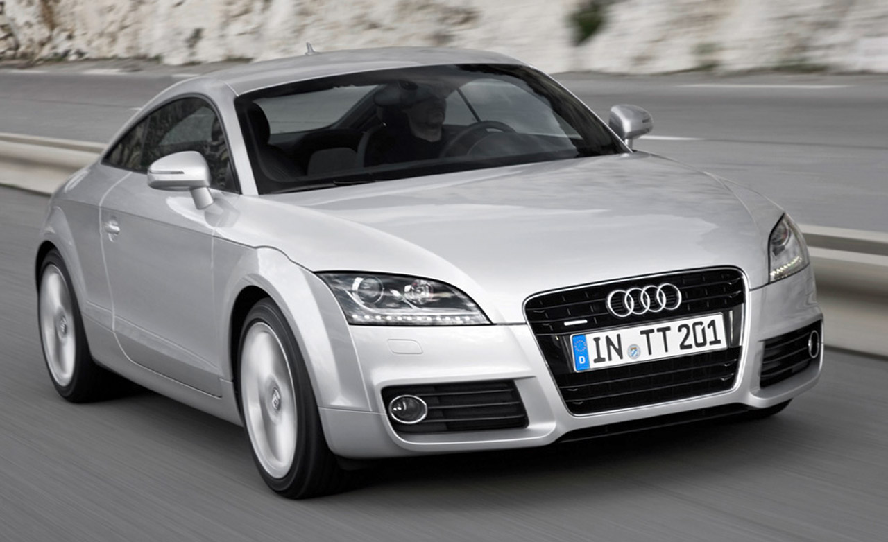 All Car Reviews 02: AUDI TT 2011, the luxury coupe "REVIEWS