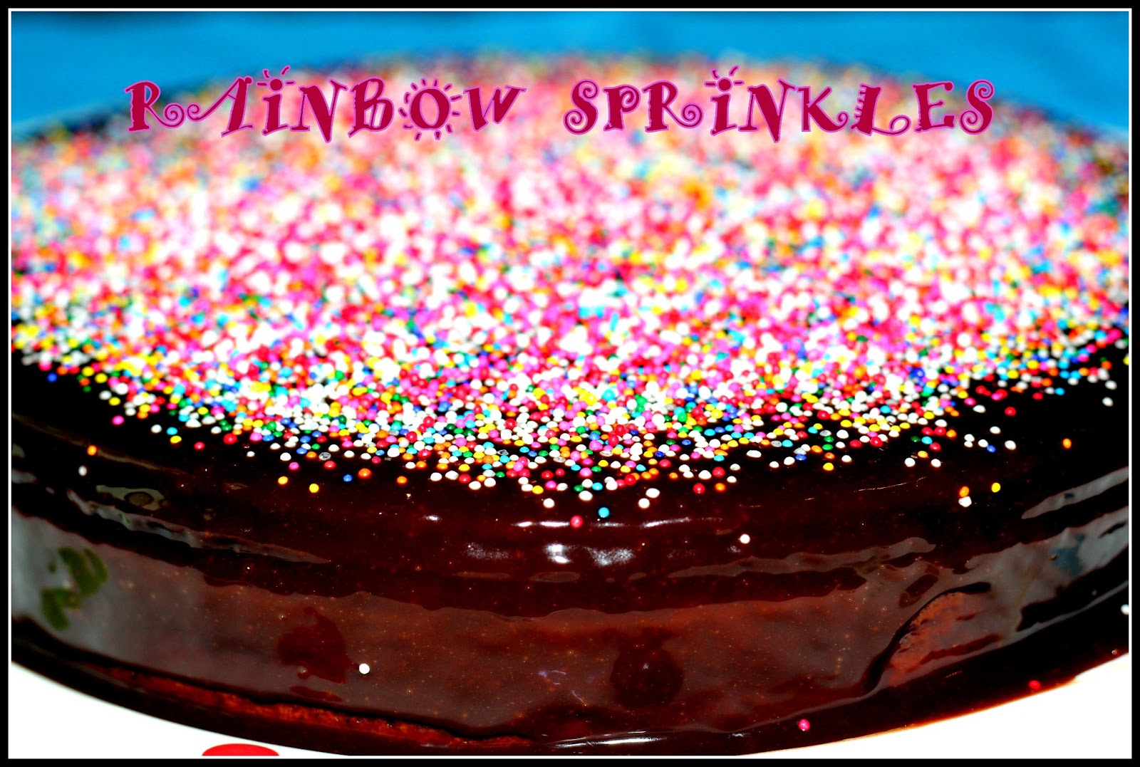 Cookie Queen Kitsch'n Simple & Perfect Vanilla Cake with Chocolate