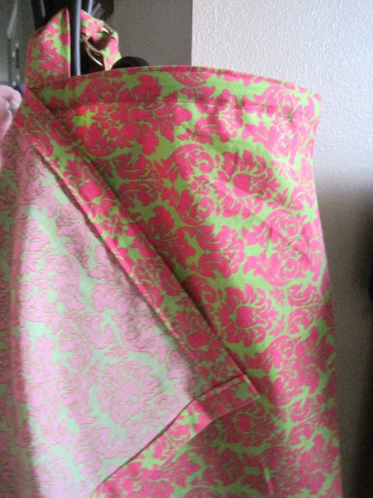 Sew Stylish Boutique: How To Sew A Nursing Cover