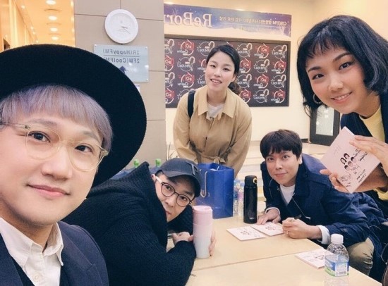 실제로 보면 멤버케미, 라이브실력이 확 와닿는 그룹 | 인스티즈