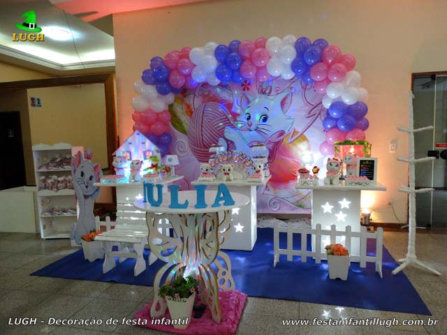 Decoração festa de aniversário infantil feminina de 1 ano tema da Gata Marie