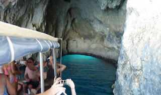 Las Cuevas Azules o Galazia Spilaia de la Isla de Zante.