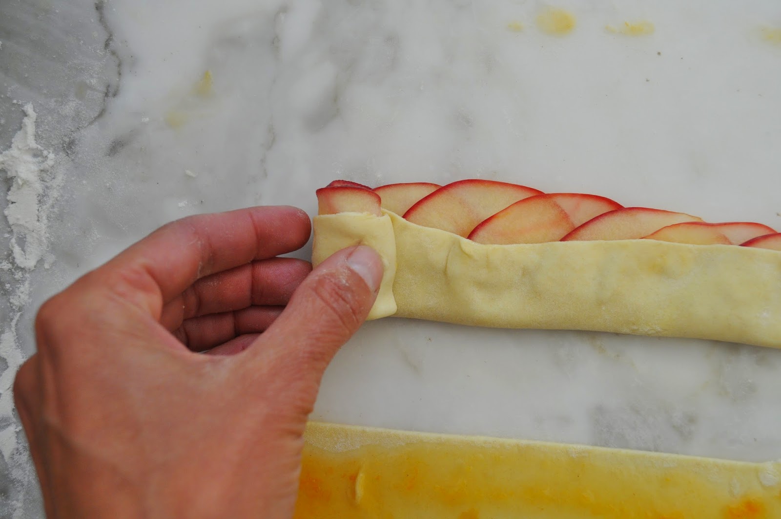 Healthy Diet: Apple Rose Puff Pastry