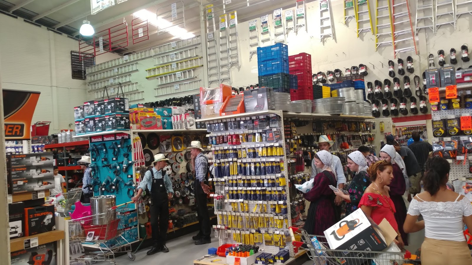 Spanish Lookout, Belize