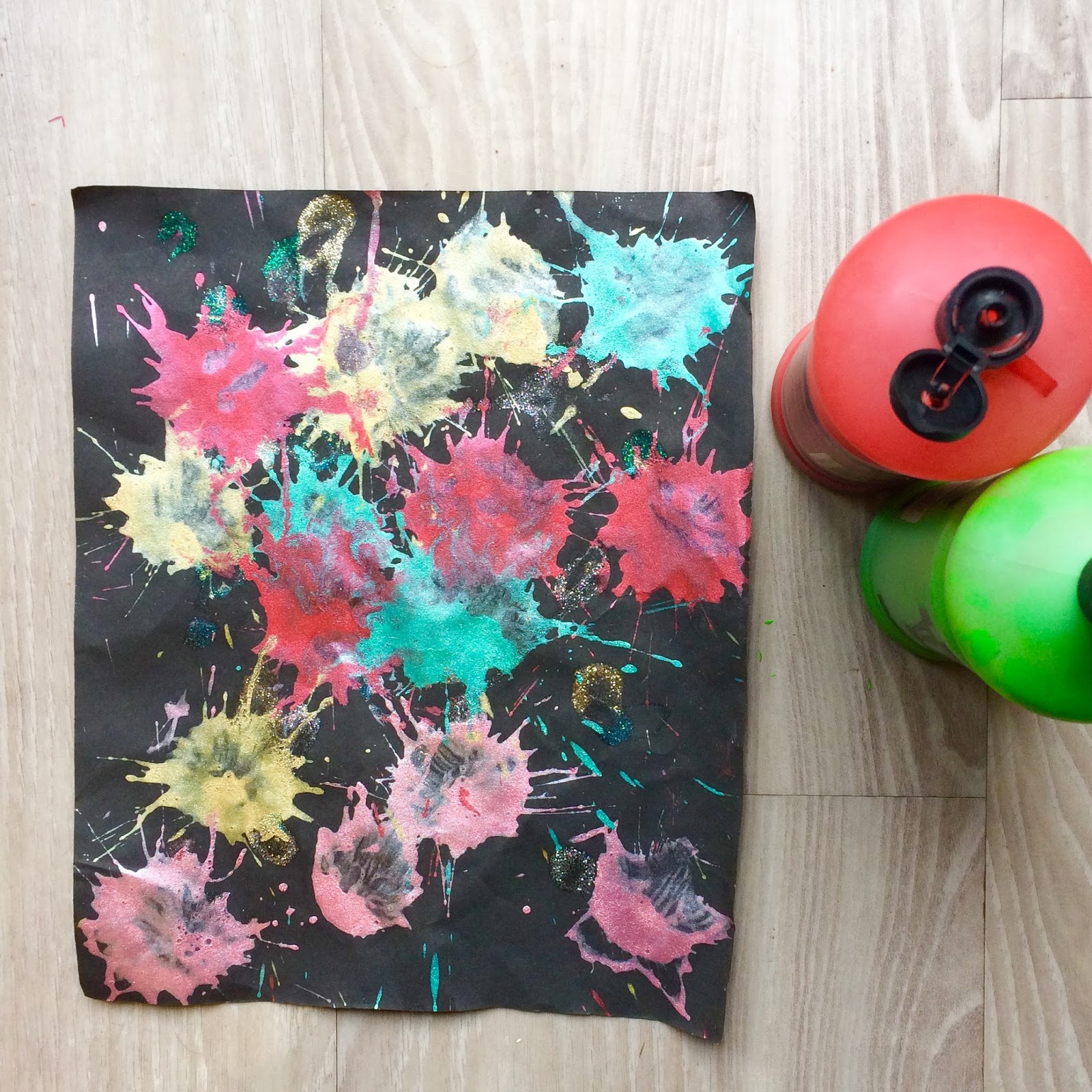 Rainbowsaretoobeautiful Sponge splat fireworks sensory paint activity