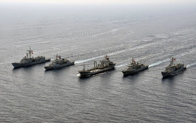 Επίδειξη ισχύος στο Αιγαίο από πέντε τουρκικά πολεμικά πλοία