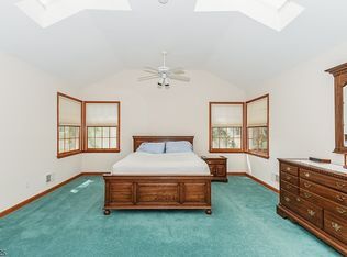 Lisa Moves Teal Carpet Begone Wood Floors And A Persian Rug The Master Bedroom