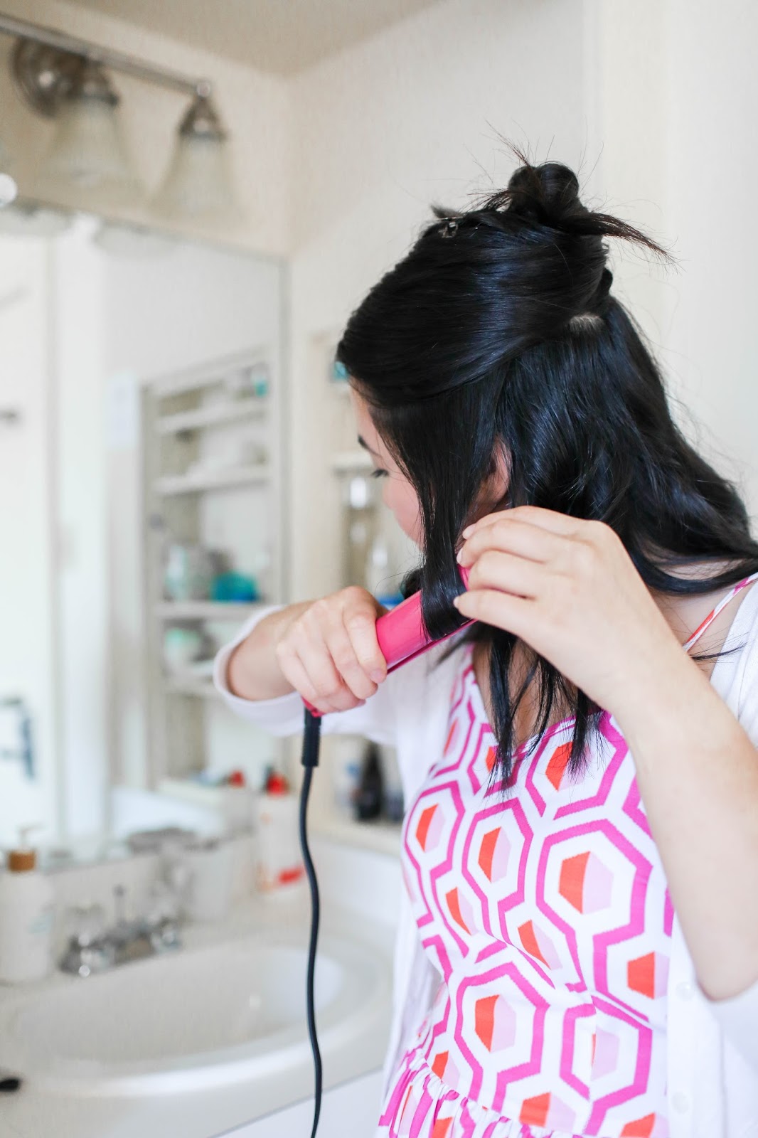 How To Get Beachy Waves On Medium Length Hair The Bella Insider