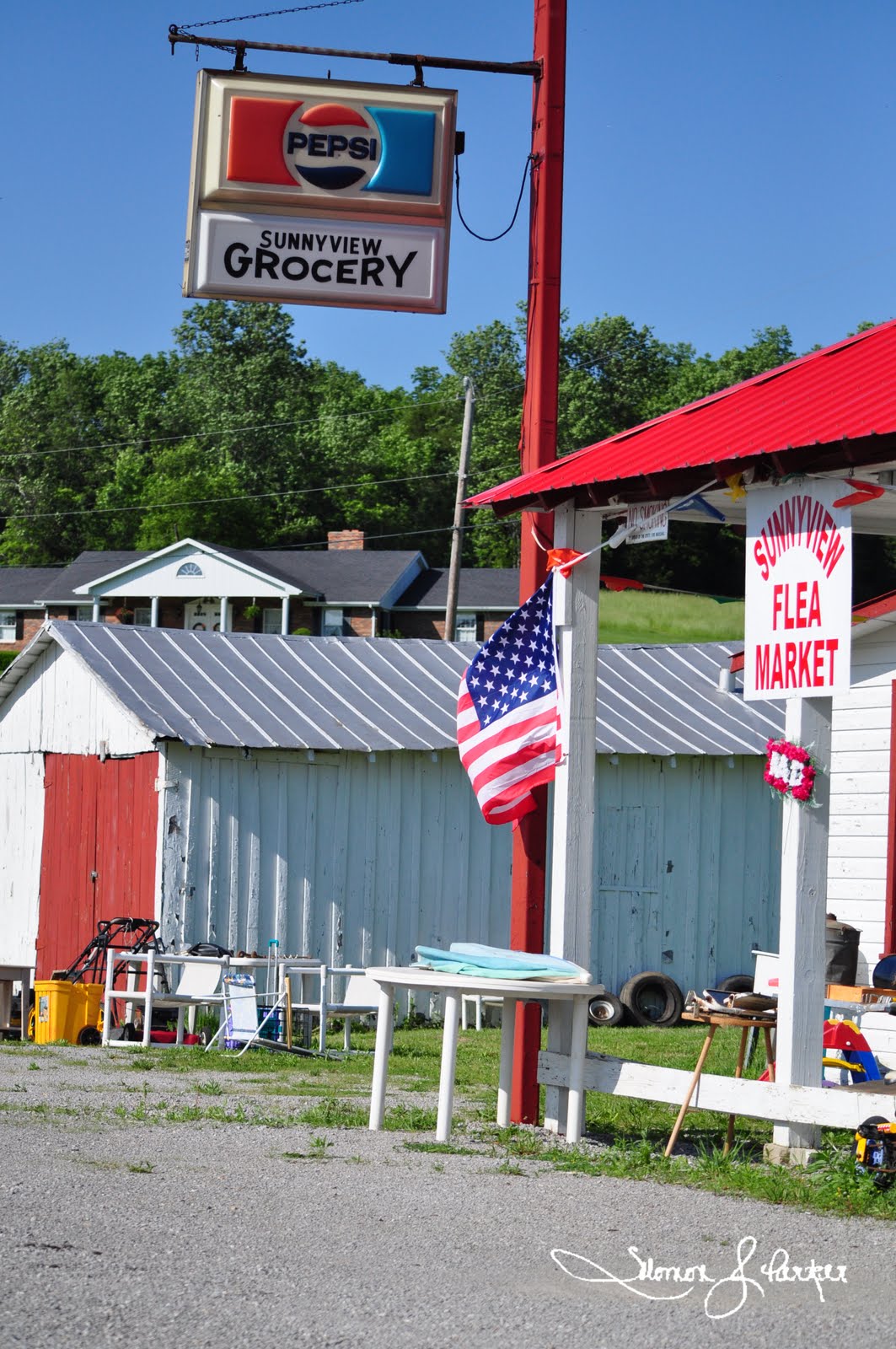 Solomon J Parker: Small Town Gas Stations / Stores