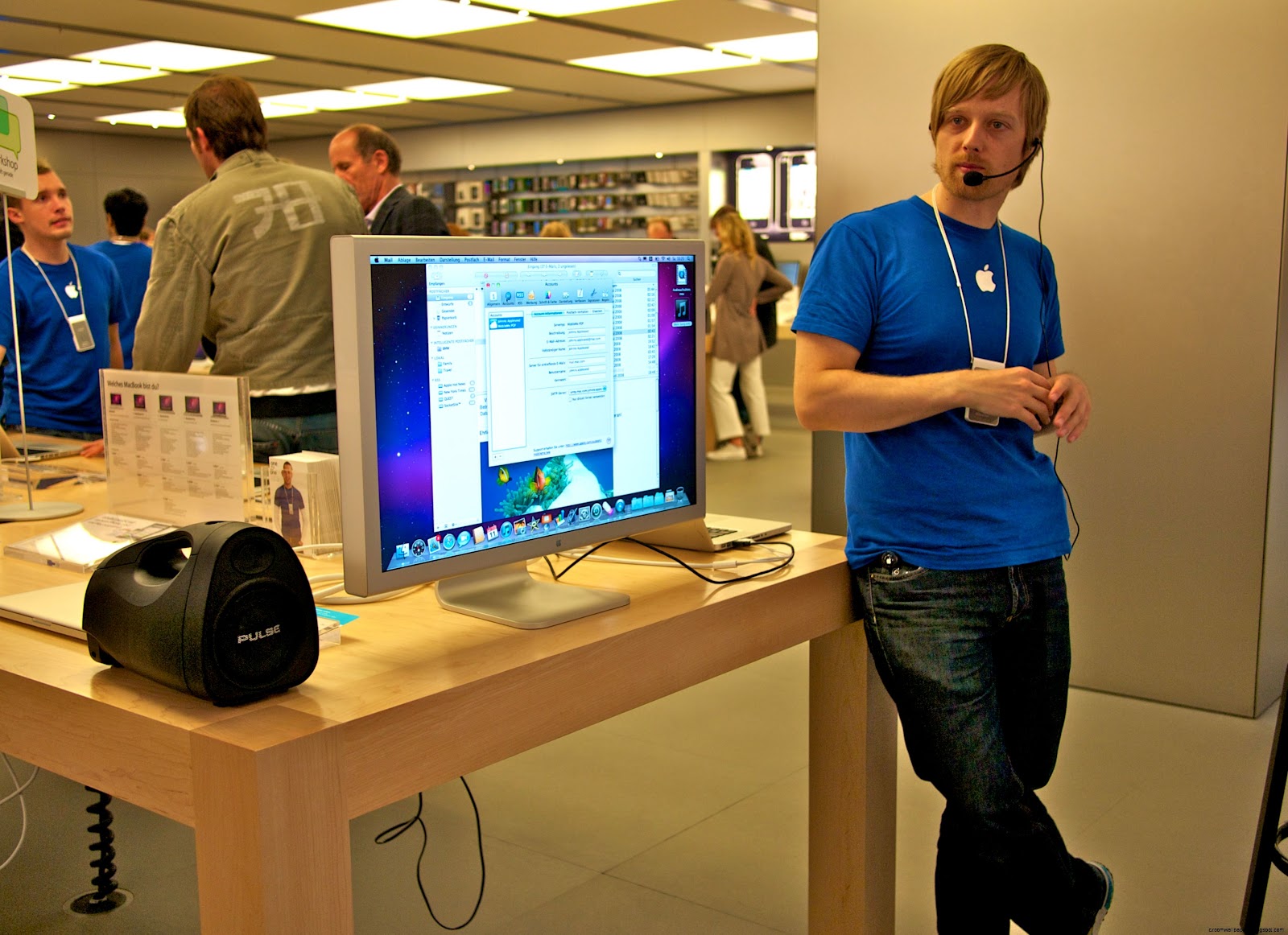 圖片搜尋： Apple Store