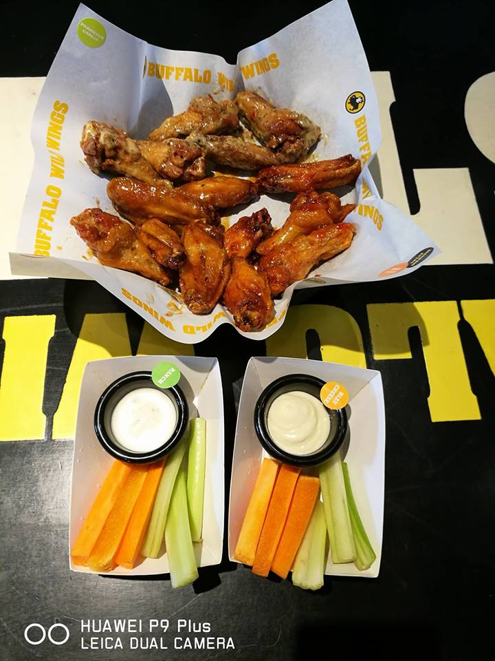 Lemon GreenTea Ready for Wing Tuesdays? Troop to Buffalo Wild Wings