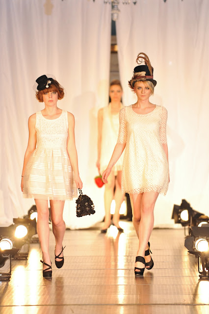 ARTIZAN HAIR: Bath Uni Show