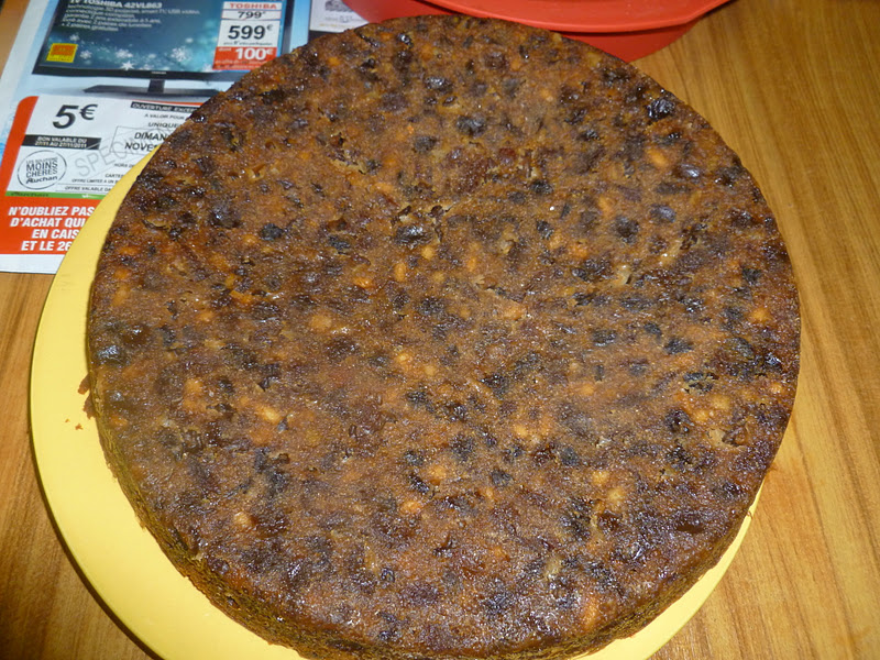 Madhouse Family Reviews: Whitworths Christmas Cake Baking Kit review