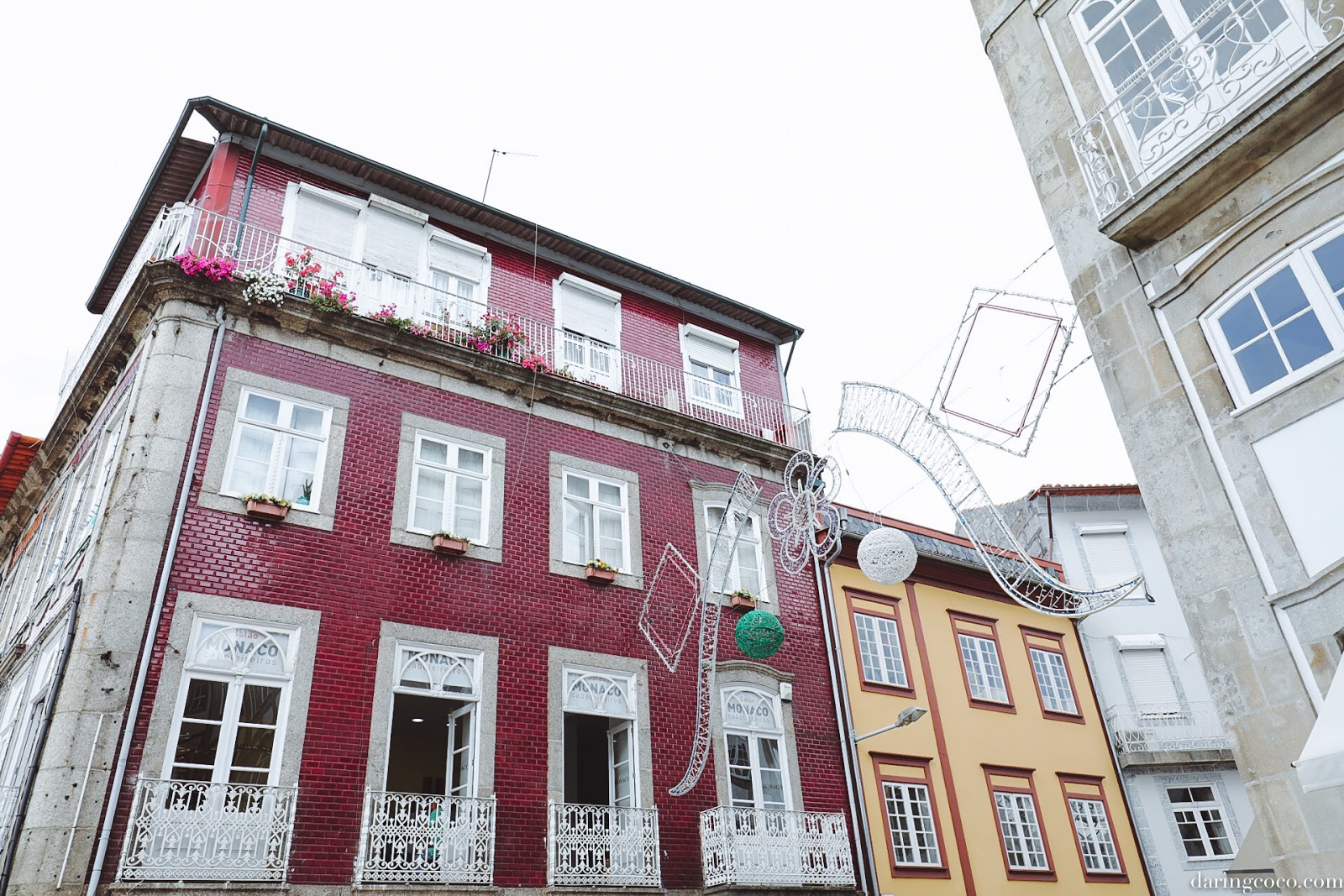 wayfaring with coco // guimaraes town centre northern portugal