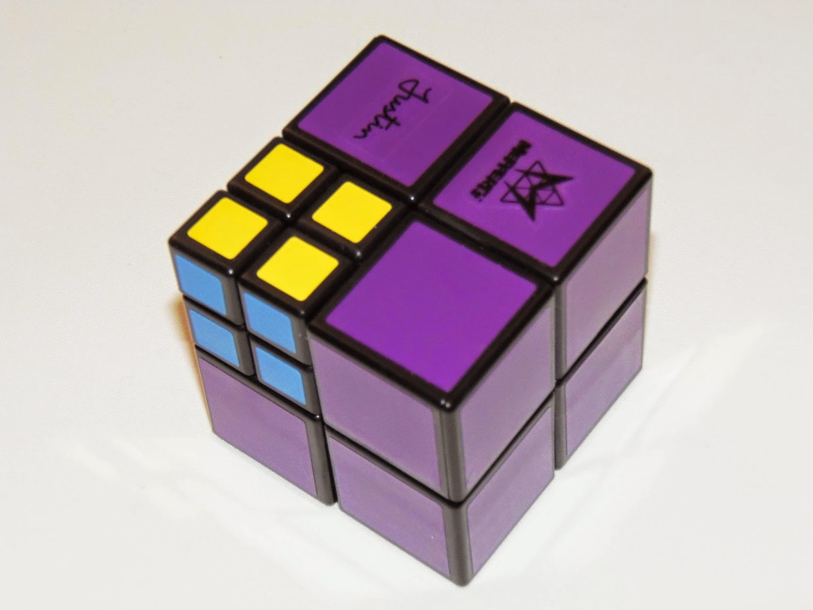 Gabriel Fernandes' Puzzle Collection: Pocket Cube