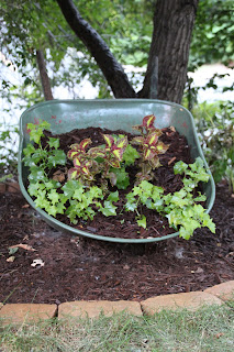 Remember Our Loved Ones - Memorial Ideas: Memorial Garden