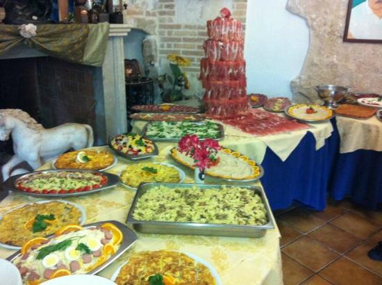 Ristorante Villa Imperiale , Via Cavour 5, San Potito, Ovindoli (Aq), cucina tipica abruzzese, spec