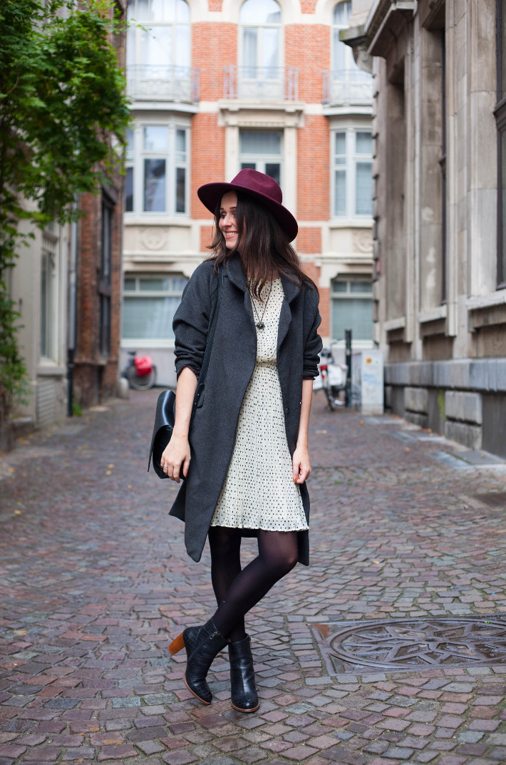 Outfit: French bohémienne in polkadot dress, wide brim hat