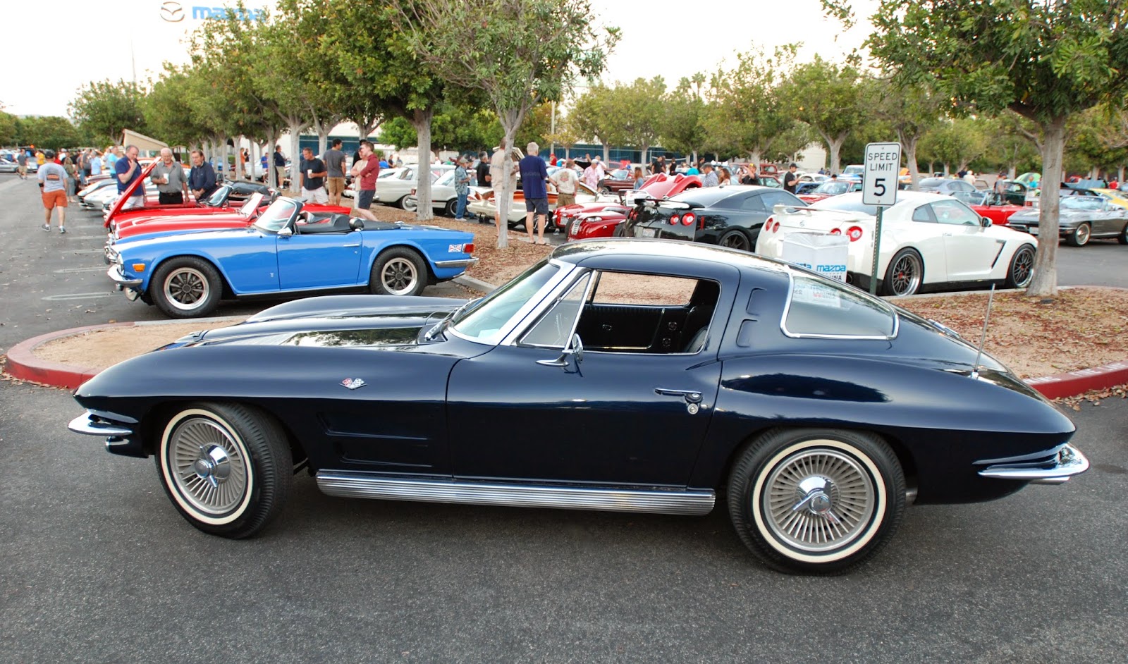 Chevrolet Corvette 1963 Stingray Split