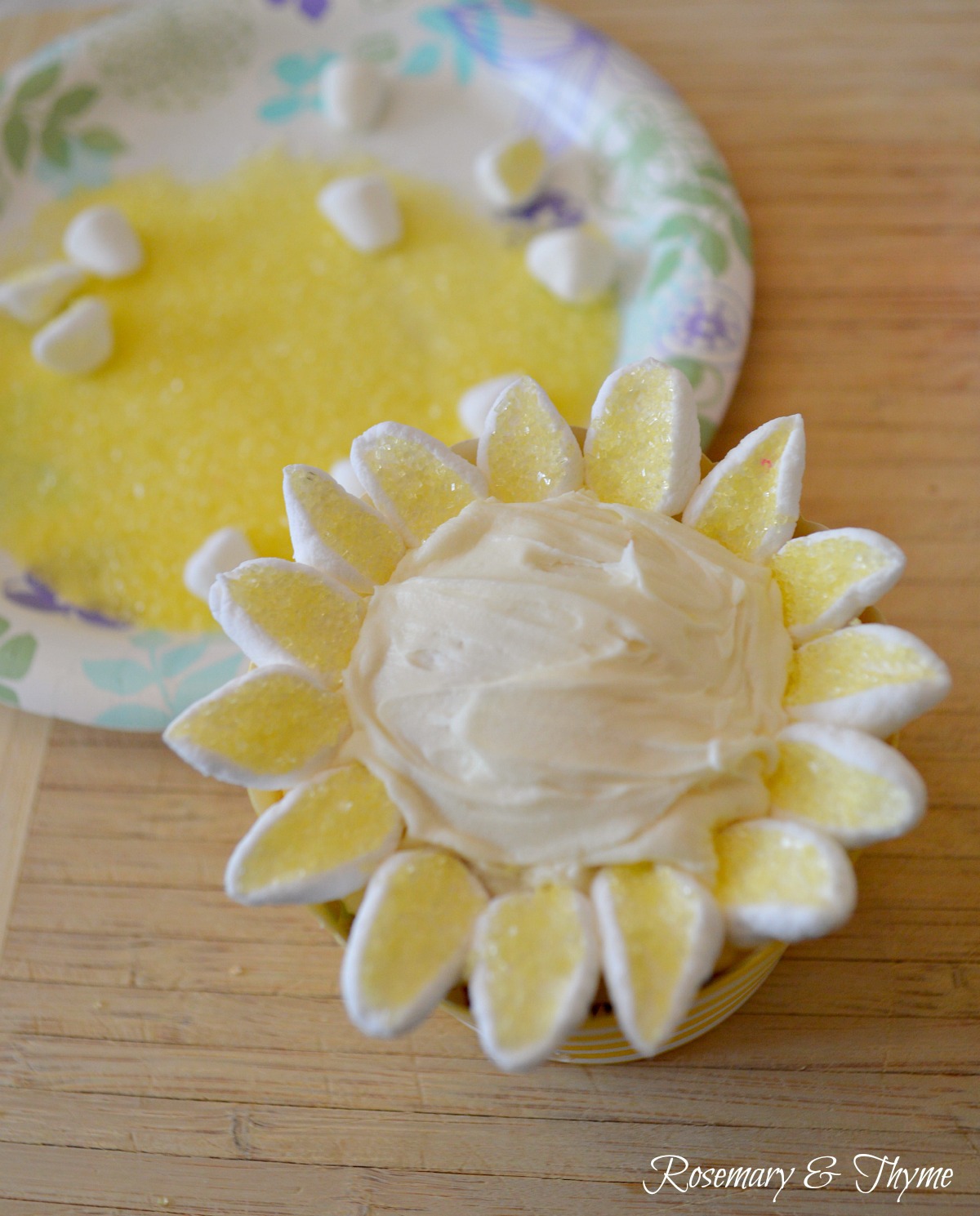 Rosemary & Thyme Marshmallow Flower Cupcake Tutorial
