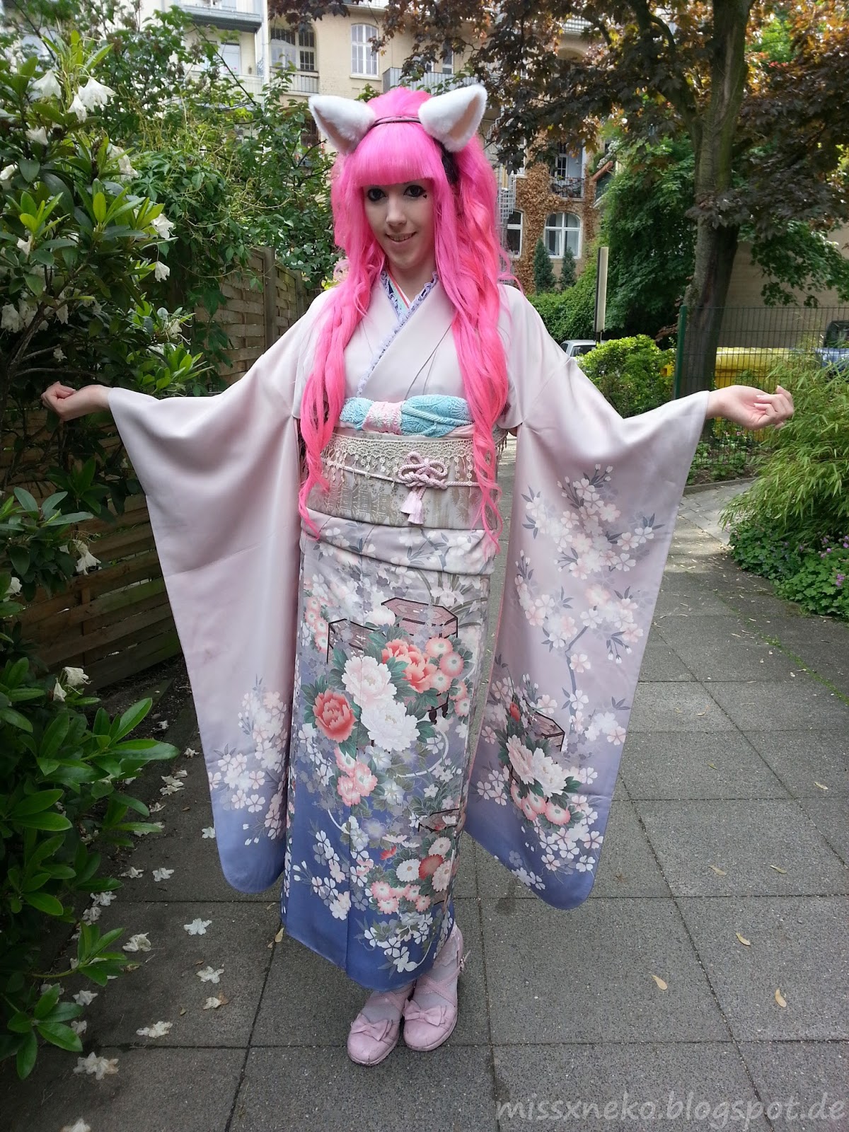 ♥~ Sparkling Neko world~♥: Mai 2013