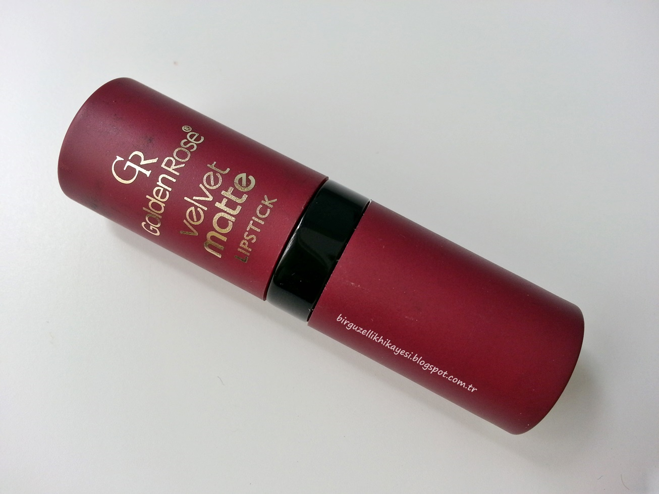 Golden Rose Velvet Matte Ruj 16 Numara NASIL GEÇER