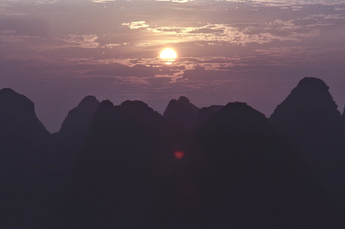 Yangshuo, White Crane Peak, © L. Gigout, 1990