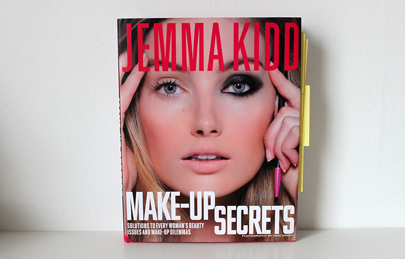 Book Review: Jemma Kidd Make-up Secret