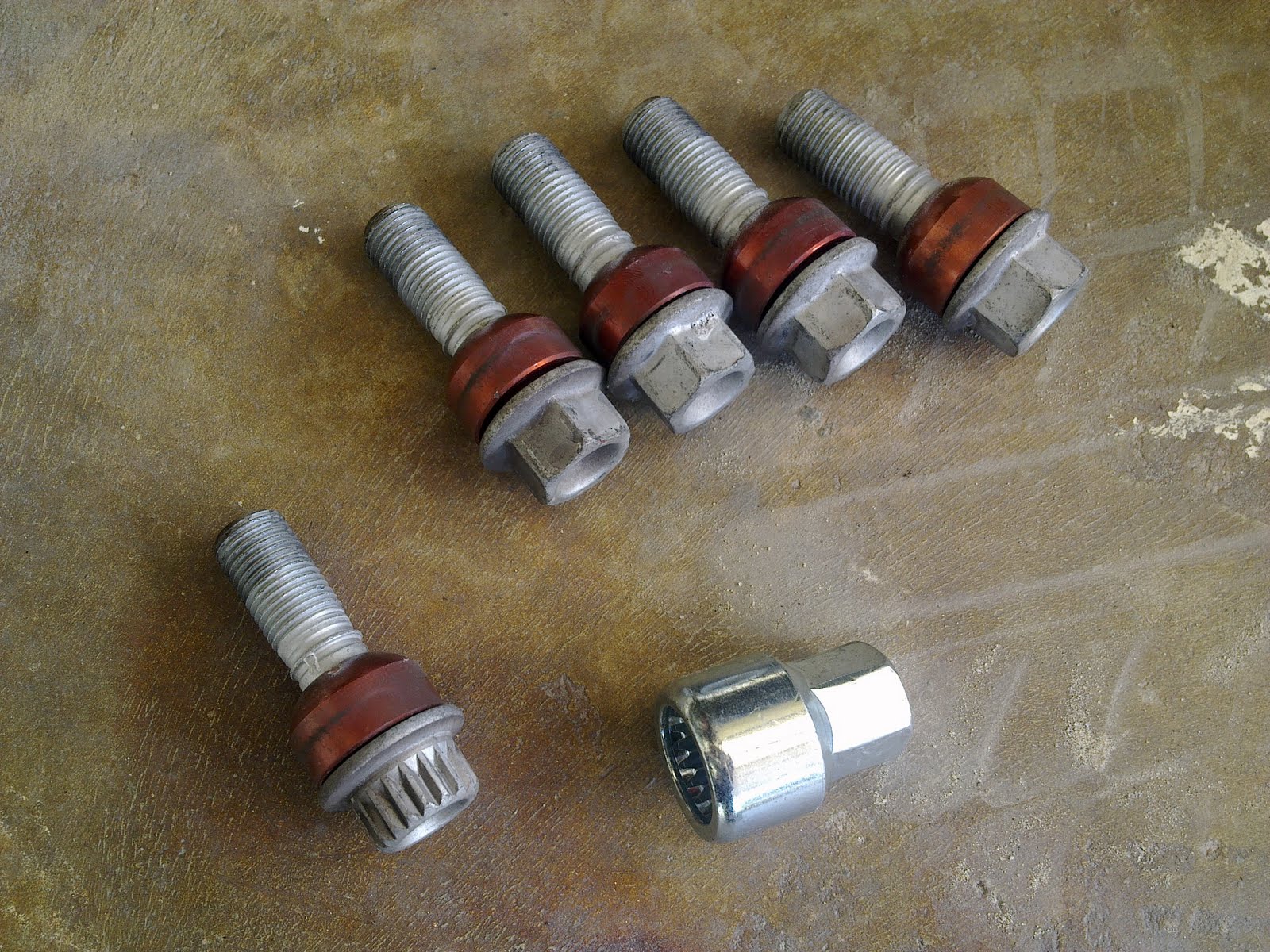 KHANS SPORT CONCEPT Porsche Boxster S EXCLUSIVE Equipment Wheel Bolts