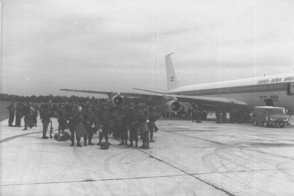 Aeropuerto+de+Mar+del+Plata+en+la+guerra+de+Malvinas+en+1982.jpg