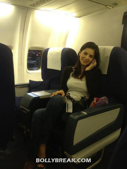 Sunny Leone in Aeroplane Real Life Pic clicked by Fan - Sunny Leone Private Real Life Pics