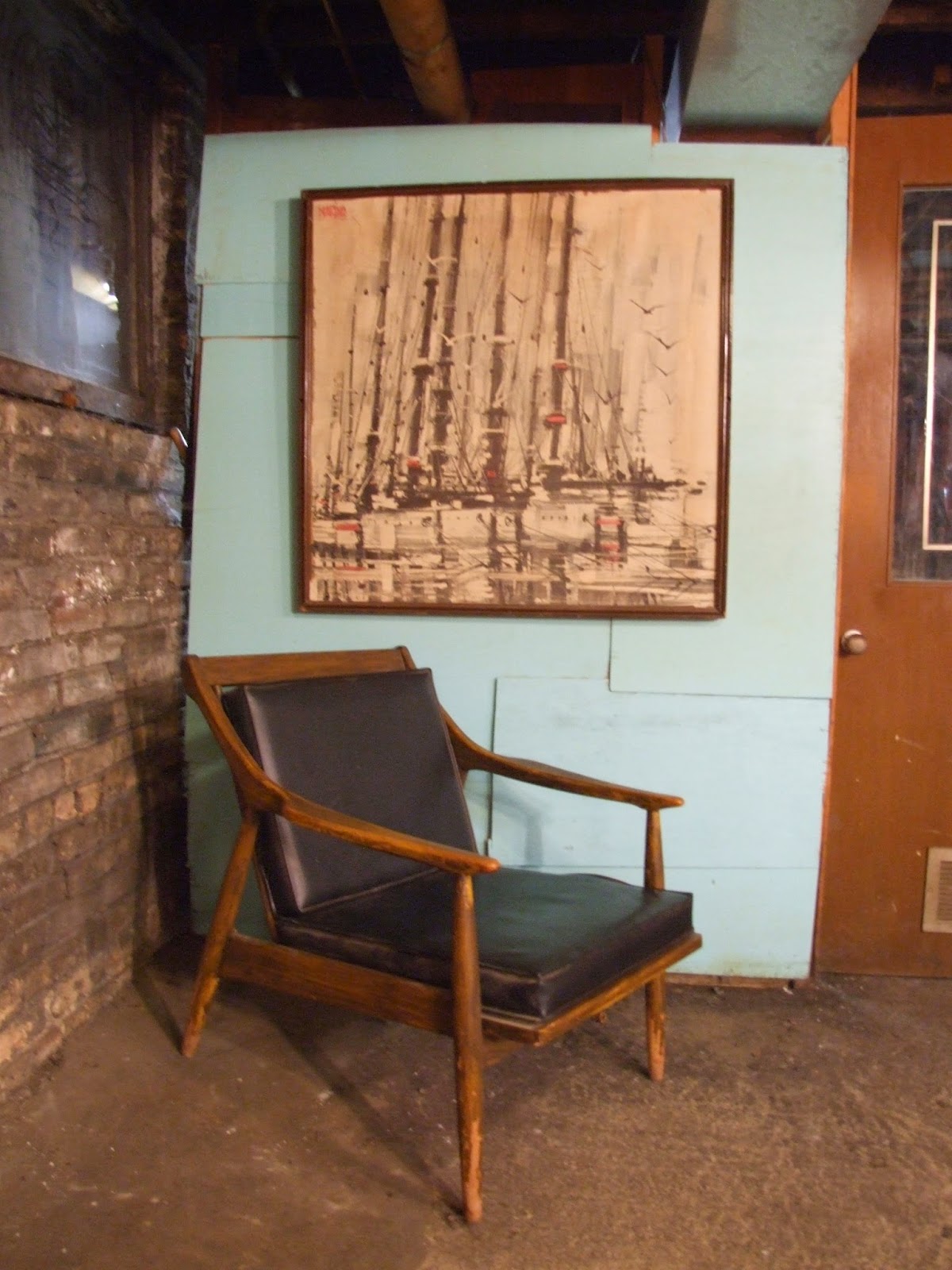 Mid Century Chicago Wooden Lounge Chair