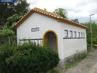 BUILDING / Antigo Edifício da Estação de Comboios, Castelo de Vide, Portugal