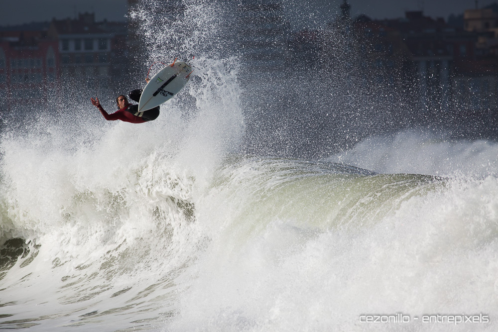 Carlos Caicoya Surf en Gijón