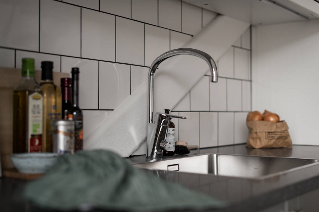 JOLI VOLUME DANS UN STUDIO