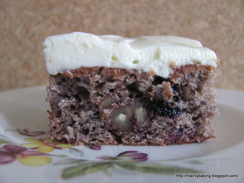 Mainly Baking Blackcurrant Jam Cake
