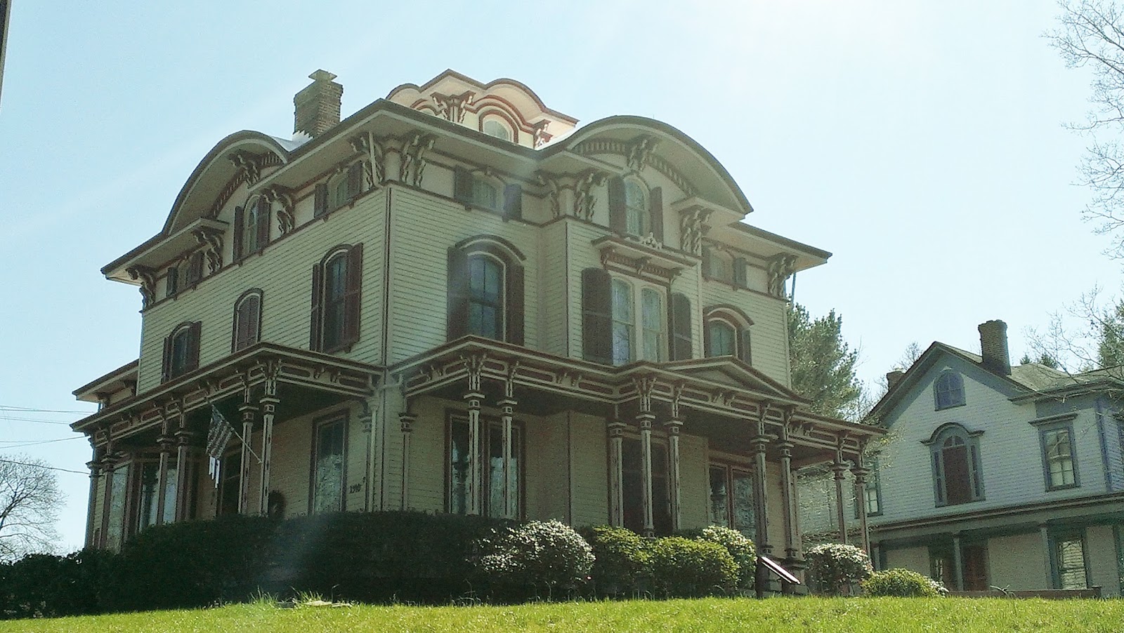 The Picturesque Style Italianate Architecture The William Munro House