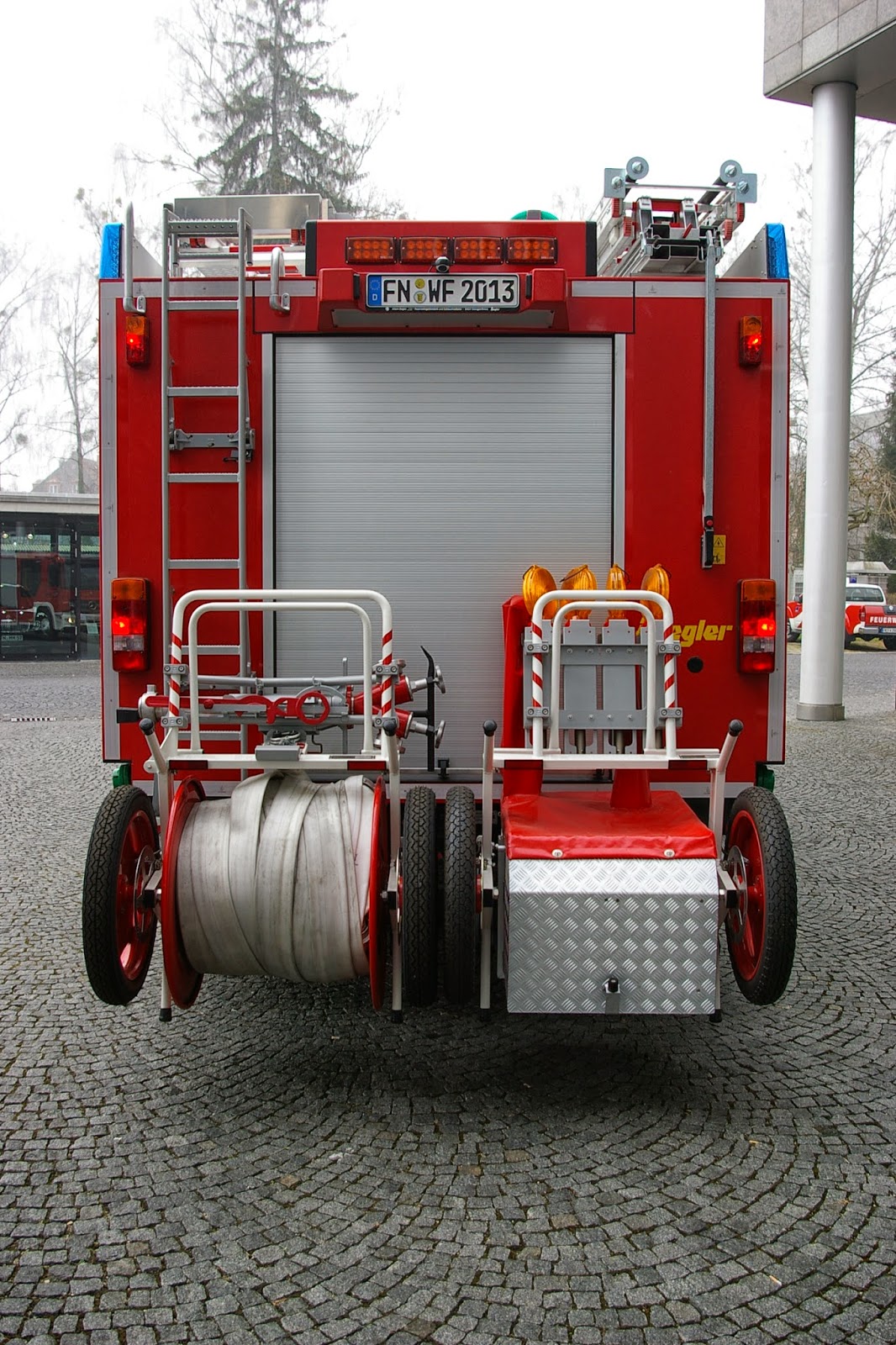 agwf-bw-e-v-neues-einsatzfahrzeug-bei-der-wf-mtu-friedrichshafen