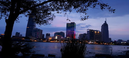 Lần quay lại Sài Gòn Lần quay lại Sài Gòn